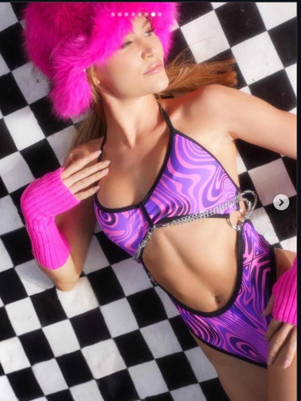 trippy marble swirl keyhole waist cutout silver chain o-ring rave bodysuit M